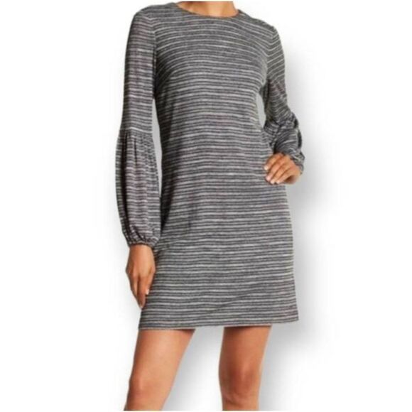 MAGGY LONDON GRAY DRESS SZ.4 EUC.  GORGEOUS DRESS IN EXCELLENT USED CONDITION - Picture 1 of 8